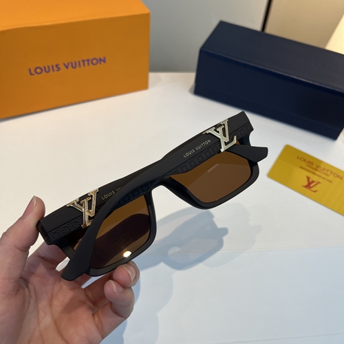 ルイヴィトンサングラス着用イメージ